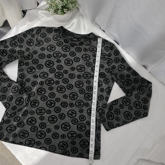 CHANEL Black and Gray Logo Pattern Top - Picture 3 of 7